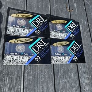Still Sealed New Lot of 4 Fuji DRI-60 Type I Extraslim (cases) Cassettes